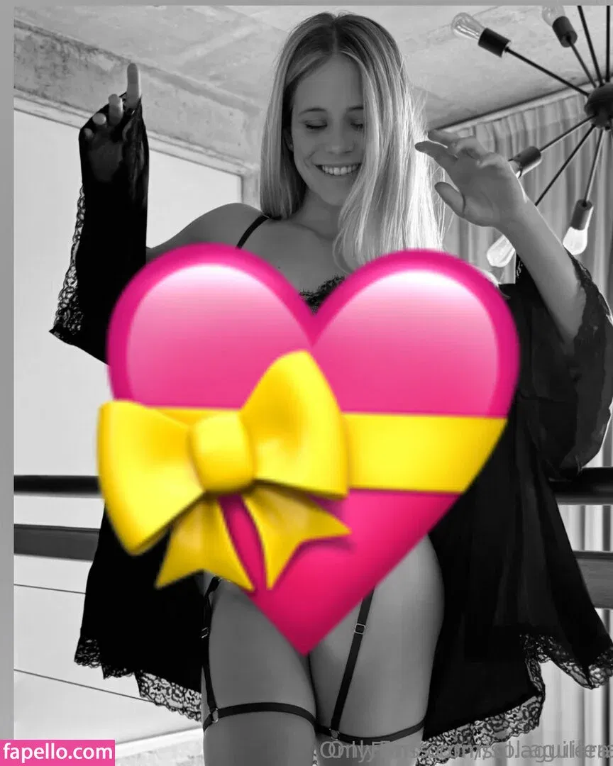 Sol Aguilera Onlyfans Photo Gallery 