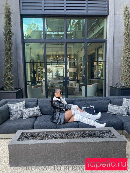 Lola Teases Nude Onlyfans Photo 176