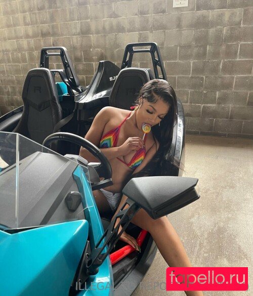 Lola Teases Nude Onlyfans Photo 112