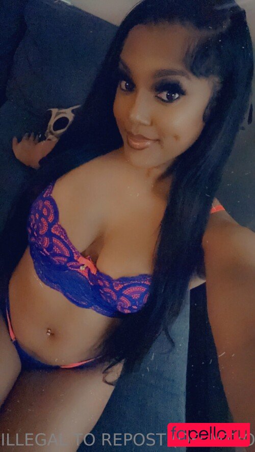 Lola Teases Nude Onlyfans Photo 51