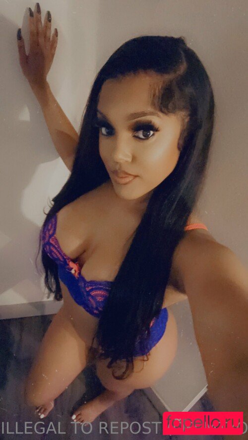 Lola Teases Nude Onlyfans Photo 48