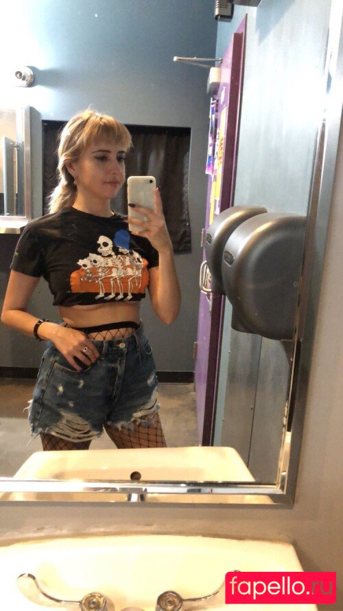 yourlilmeow Nude Onlyfans Photo 21
