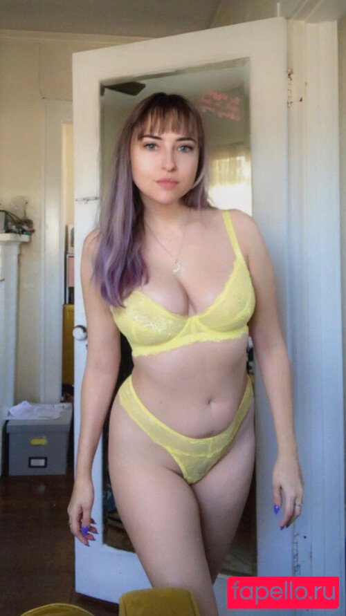 yourlilmeow Nude Onlyfans Photo 5