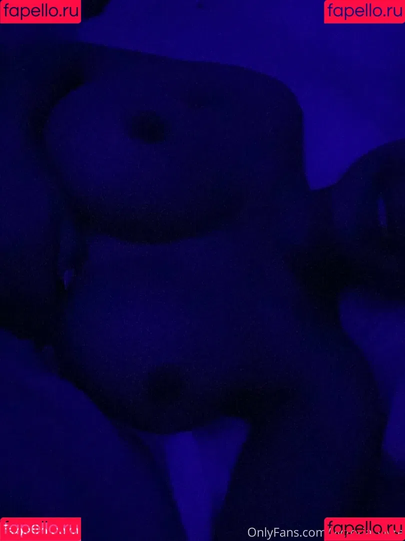 Victoria Vivre Onlyfans Photo Gallery 