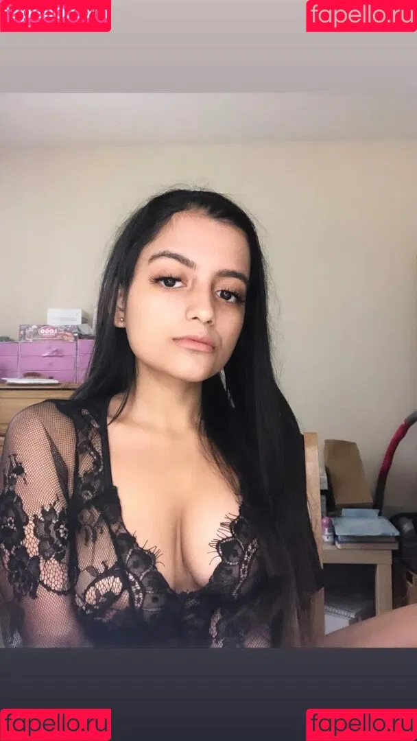 Swagata Sanyal Onlyfans Photo Gallery 