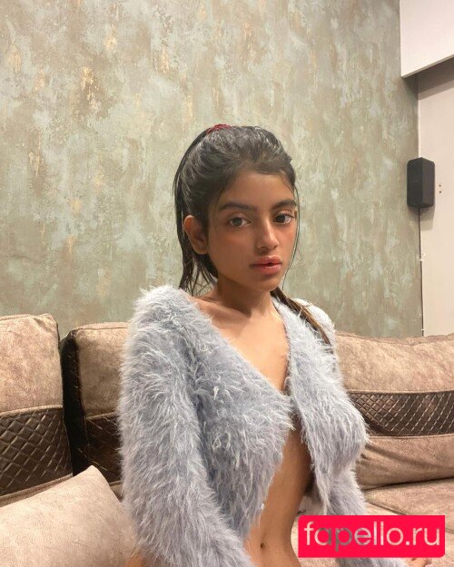 Swagata Sanyal Onlyfans Photo Gallery 