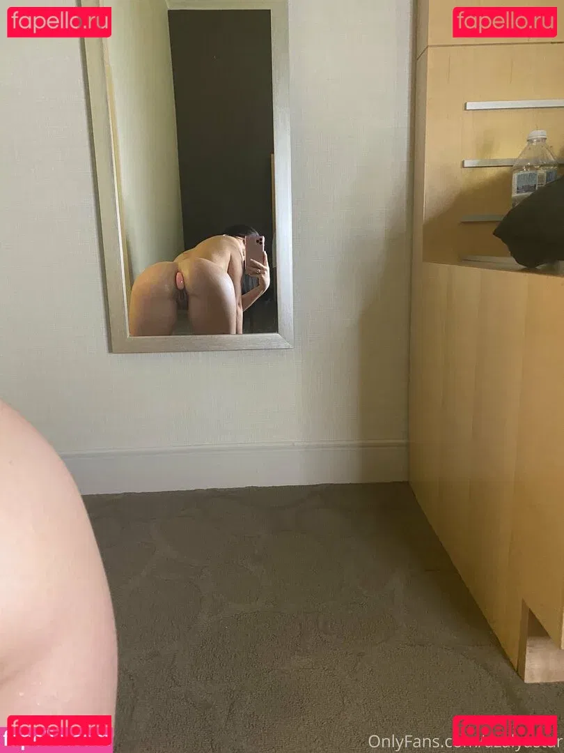 azalyastar Onlyfans Photo Gallery 