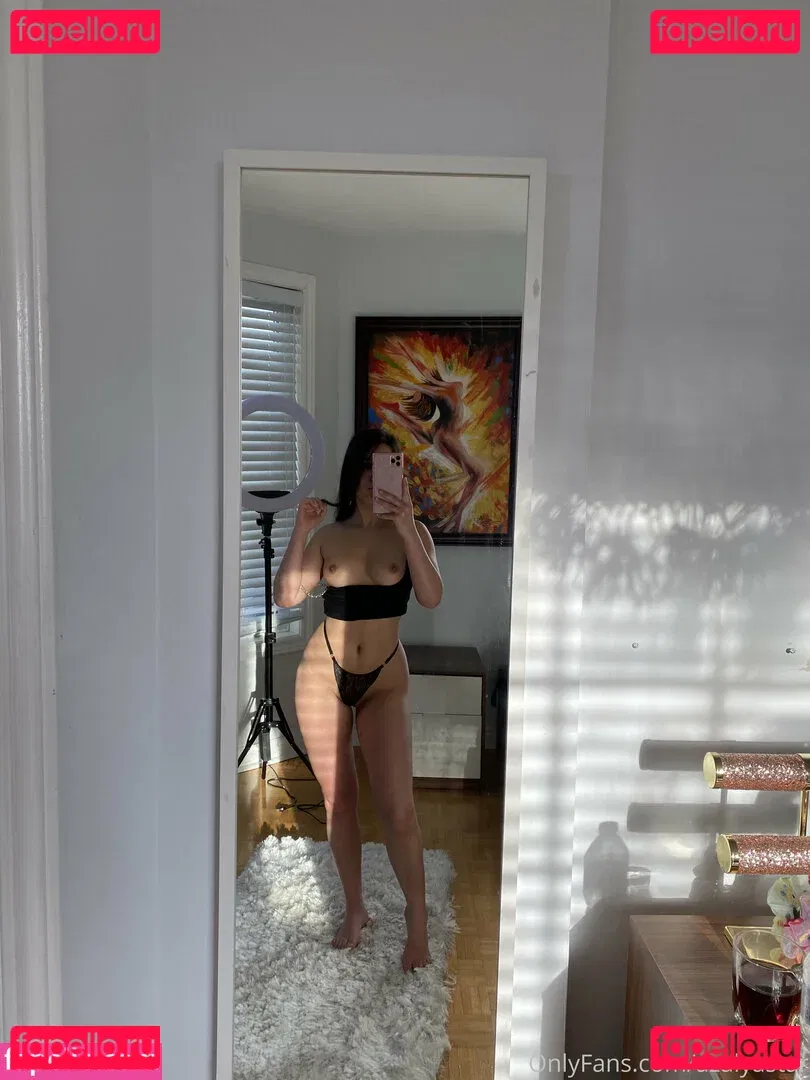 azalyastar Onlyfans Photo Gallery 