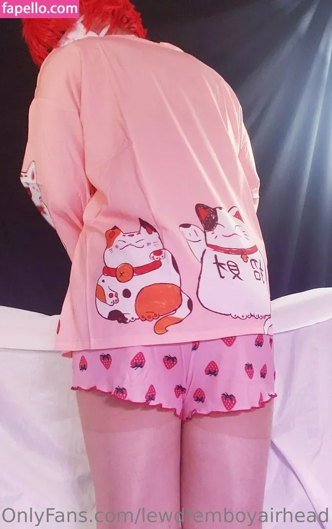 lewdfemboyairhead Onlyfans Photo Gallery 