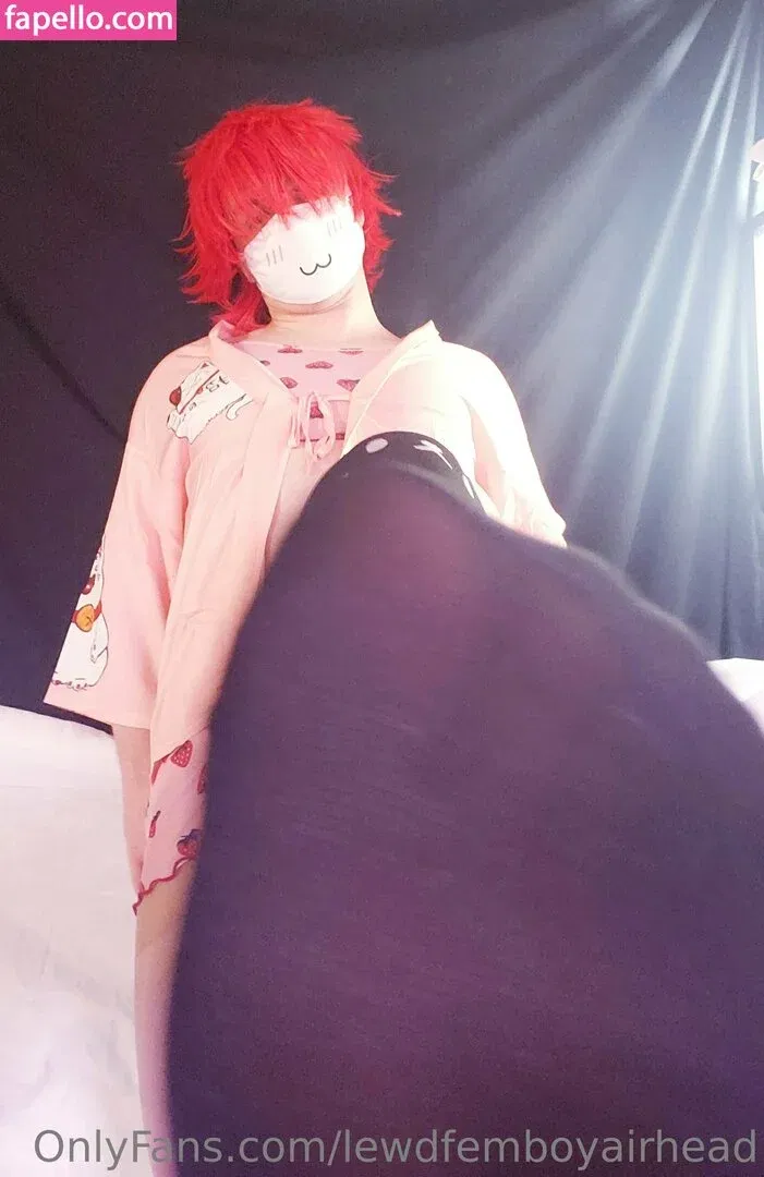 lewdfemboyairhead Onlyfans Photo Gallery 