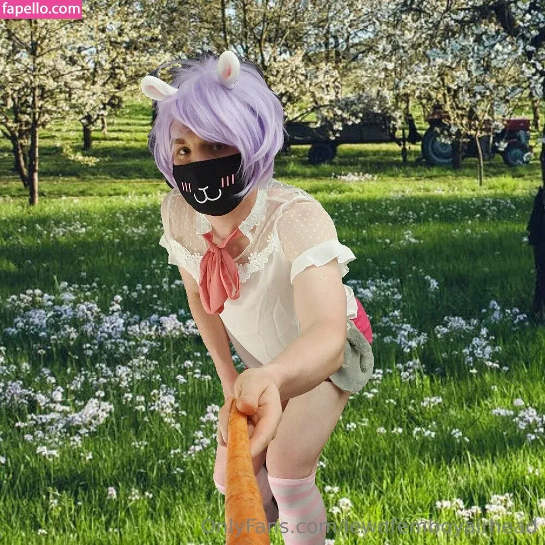 lewdfemboyairhead Onlyfans Photo Gallery 