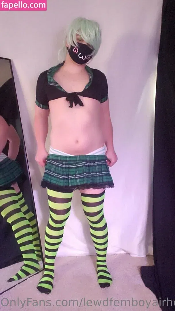 lewdfemboyairhead Onlyfans Photo Gallery 