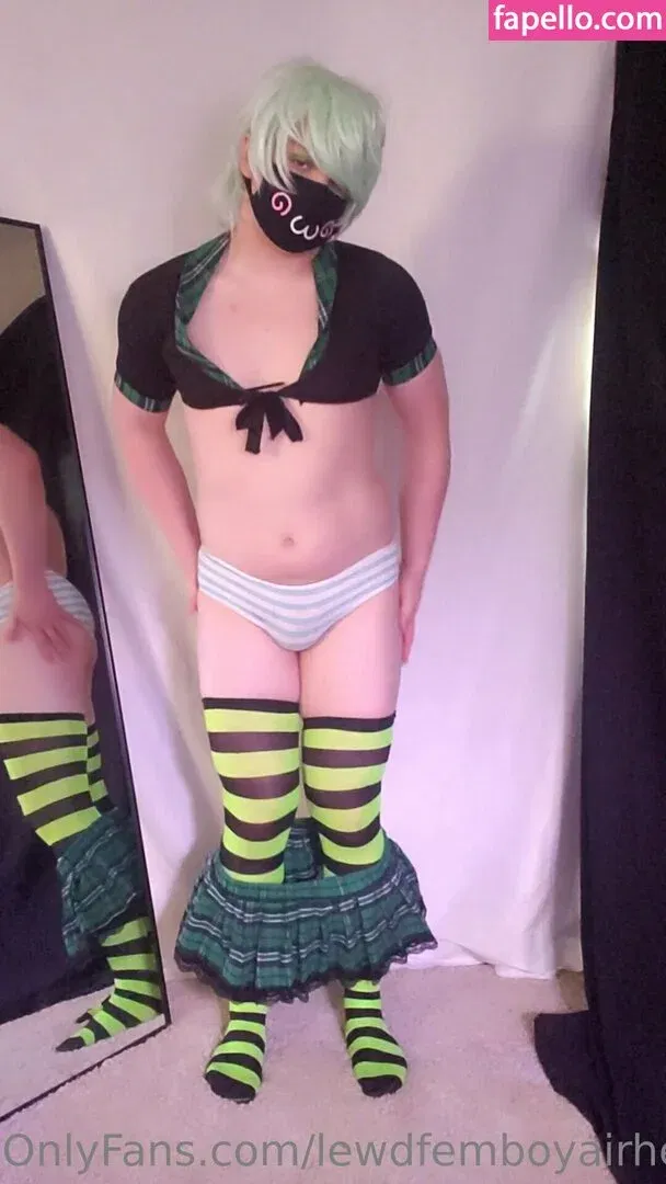 lewdfemboyairhead Onlyfans Photo Gallery 