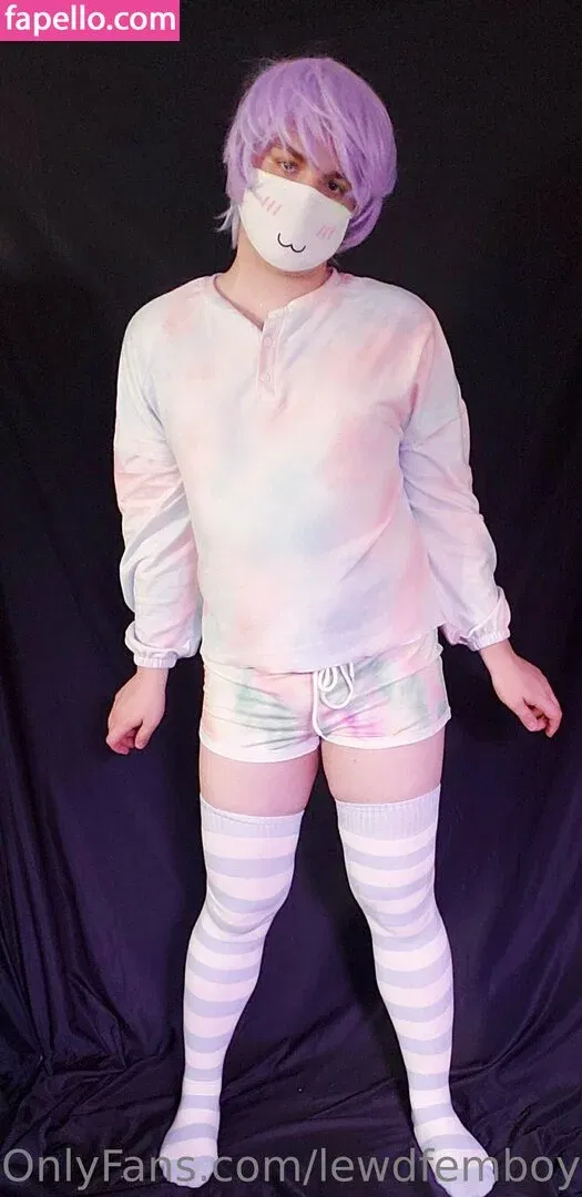 lewdfemboyairhead Onlyfans Photo Gallery 