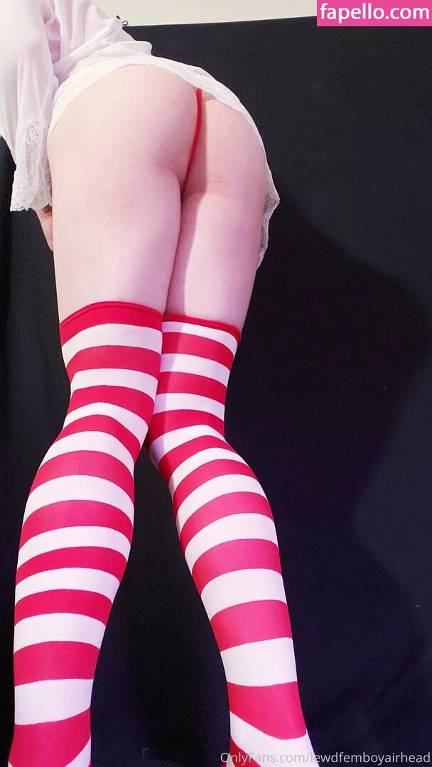 lewdfemboyairhead Onlyfans Photo Gallery 