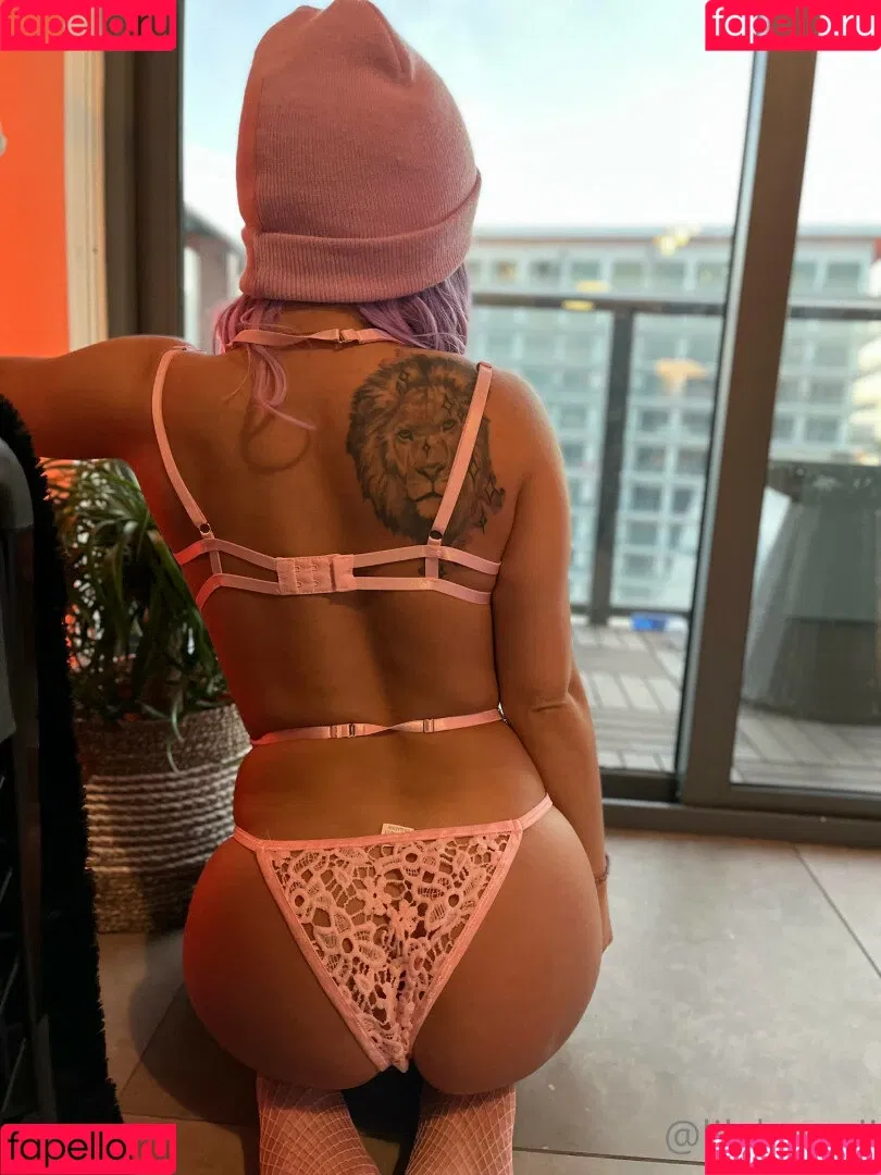 Lily Kawaii Onlyfans Photo Gallery 