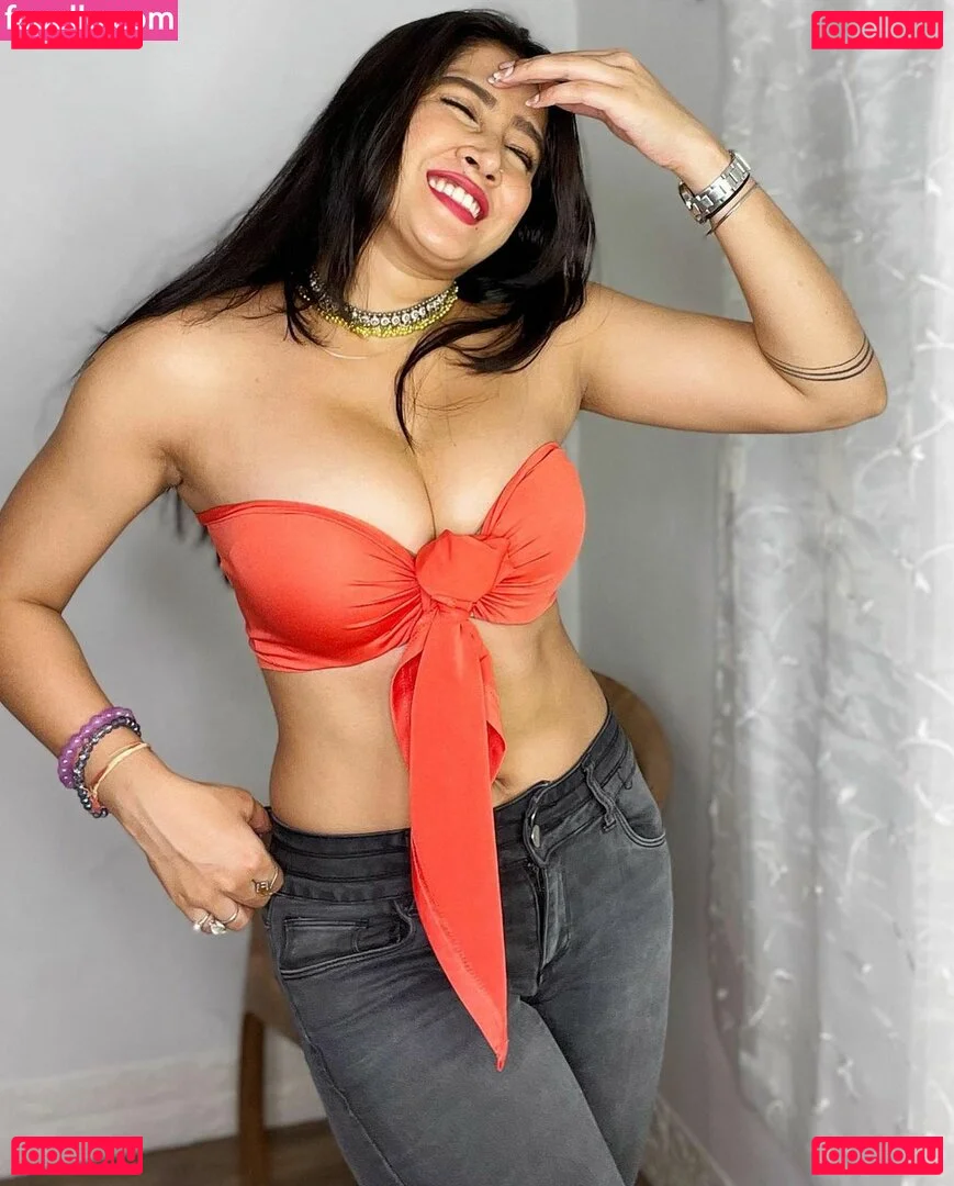 Sofia Ansari Onlyfans Photo Gallery 