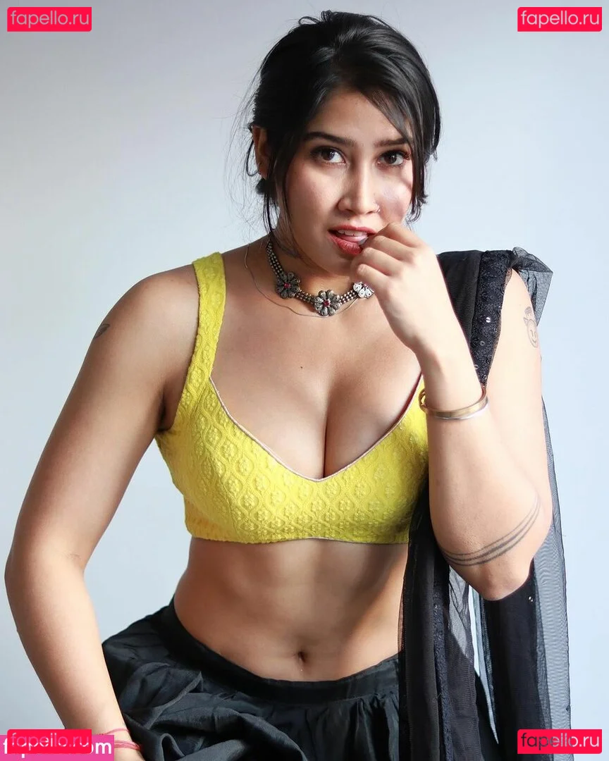 Sofia Ansari Onlyfans Photo Gallery 