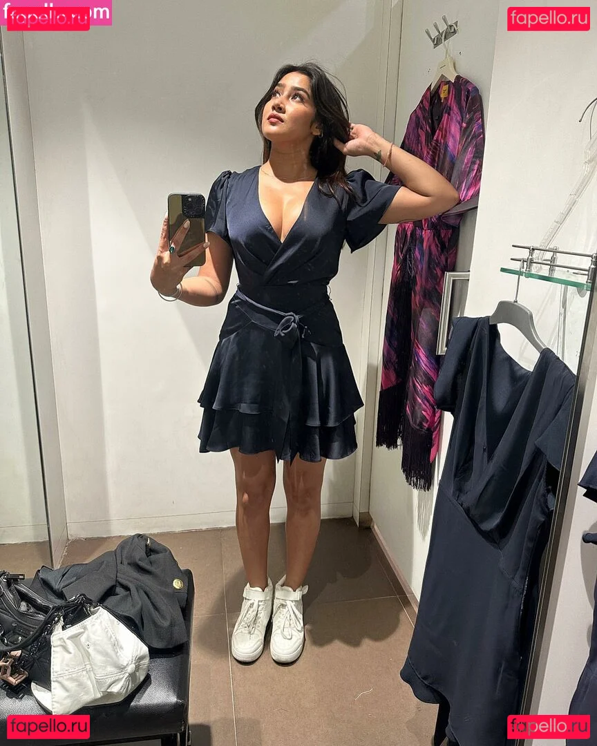 Sofia Ansari Onlyfans Photo Gallery 