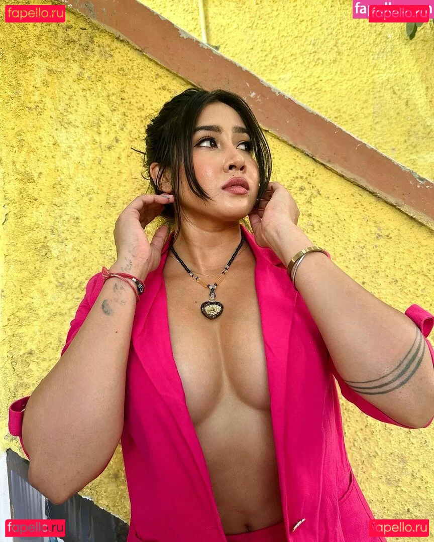 Sofia Ansari Onlyfans Photo Gallery 