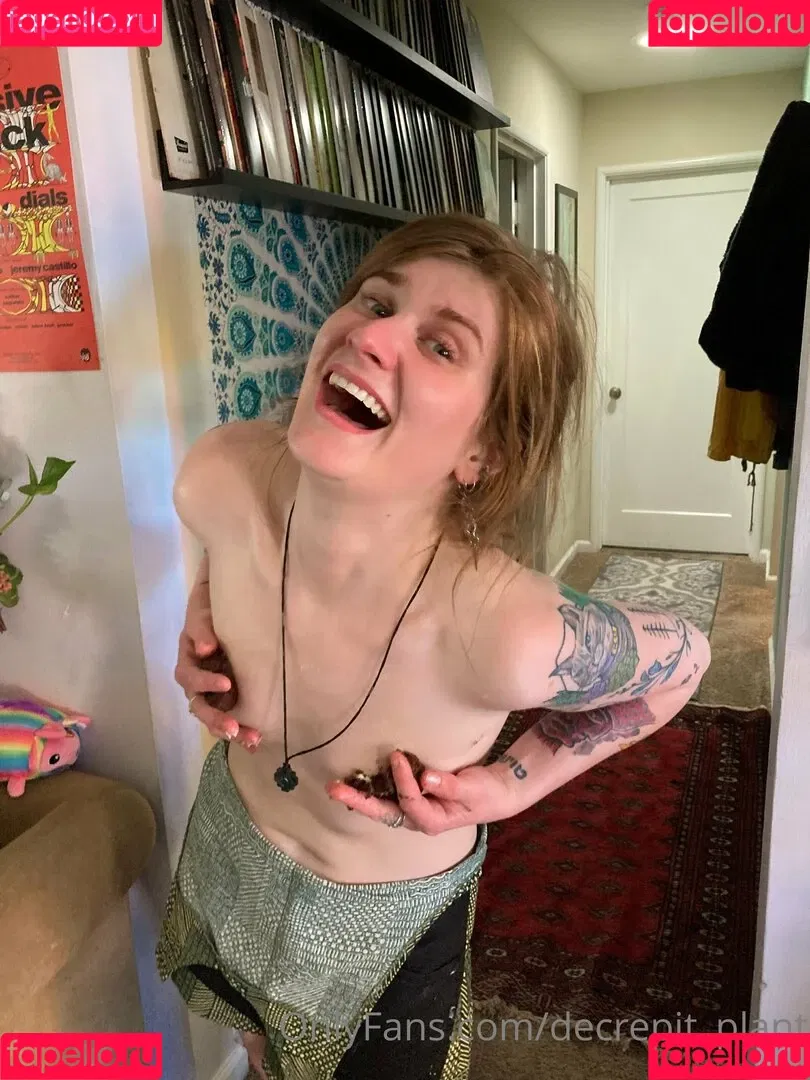 Decrepit_plant Onlyfans Photo Gallery 