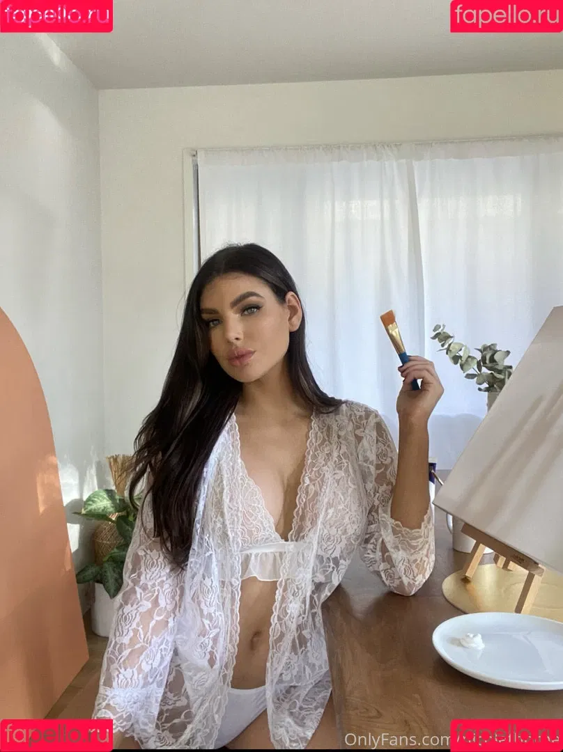 Nicole Thorne Onlyfans Photo Gallery 