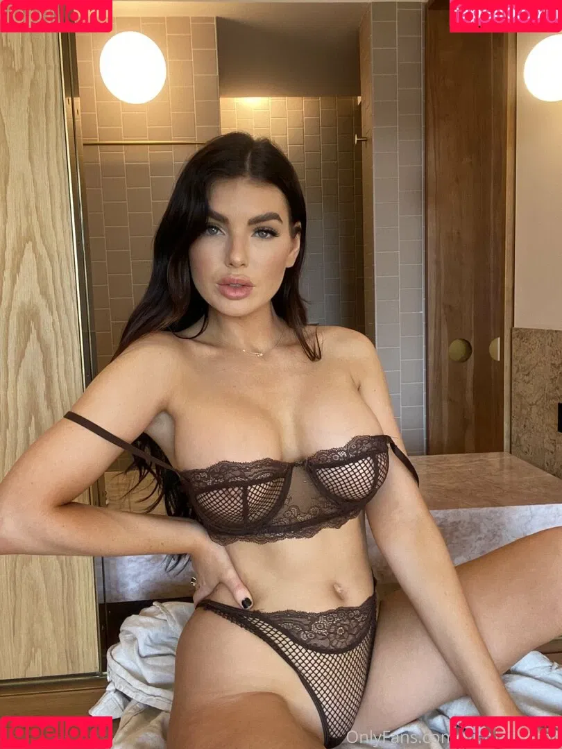 Nicole Thorne Onlyfans Photo Gallery 