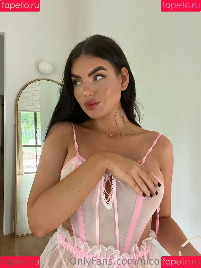 Nicole Thorne Onlyfans Photo Gallery 
