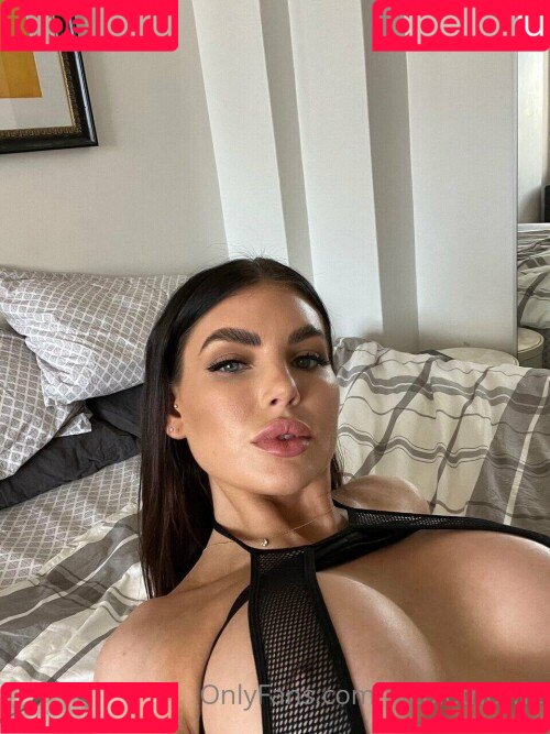 Nicole Thorne Onlyfans Photo Gallery 