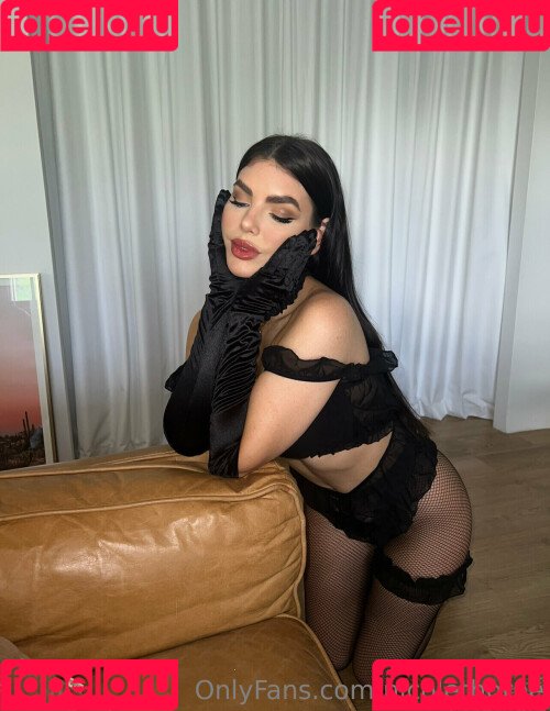 Nicole Thorne Onlyfans Photo Gallery 