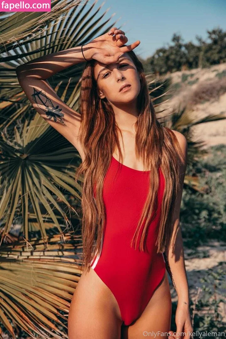 kellyaleman Onlyfans Photo Gallery 