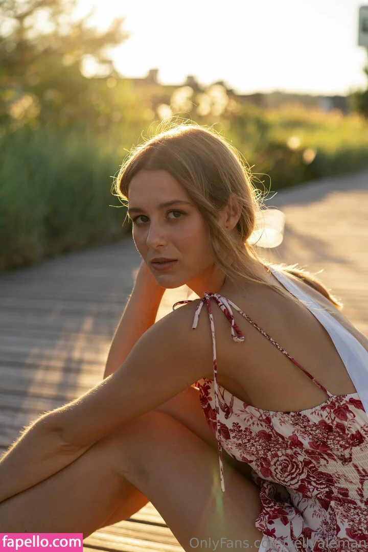kellyaleman Onlyfans Photo Gallery 