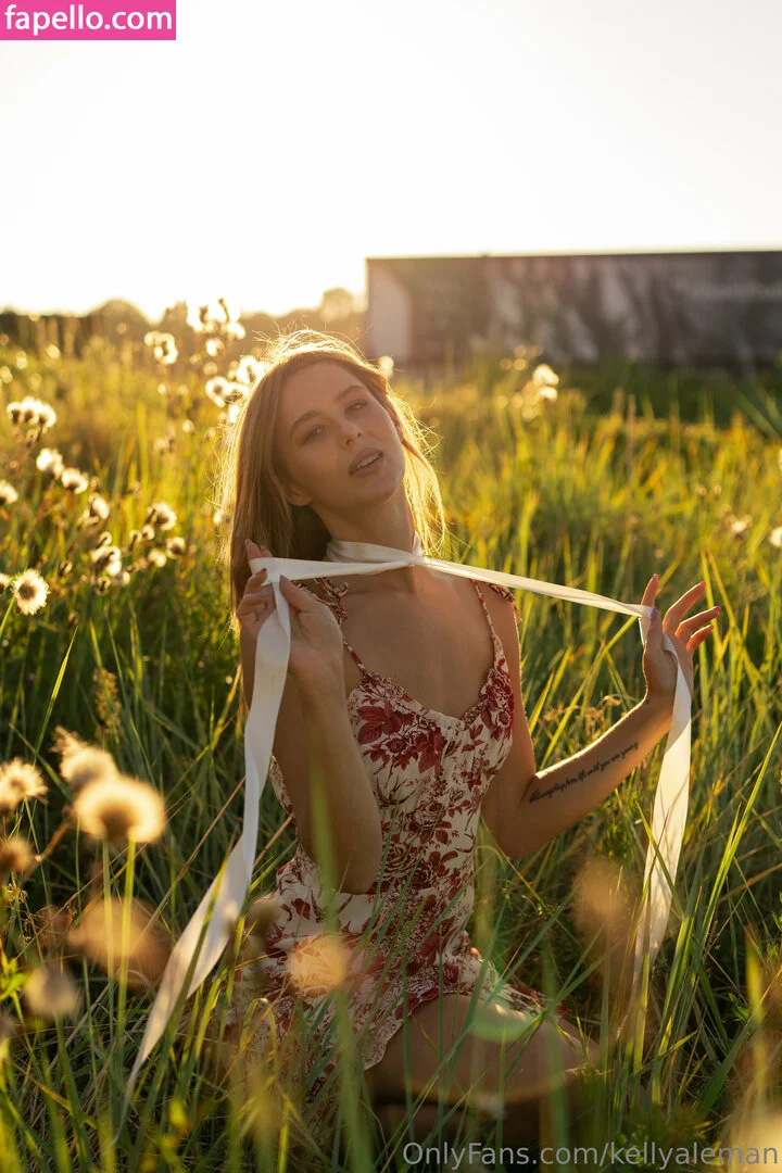 kellyaleman Onlyfans Photo Gallery 
