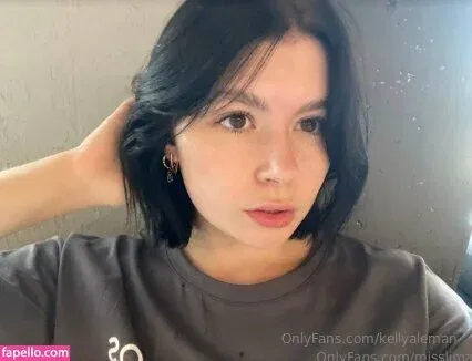 kellyaleman Onlyfans Photo Gallery 