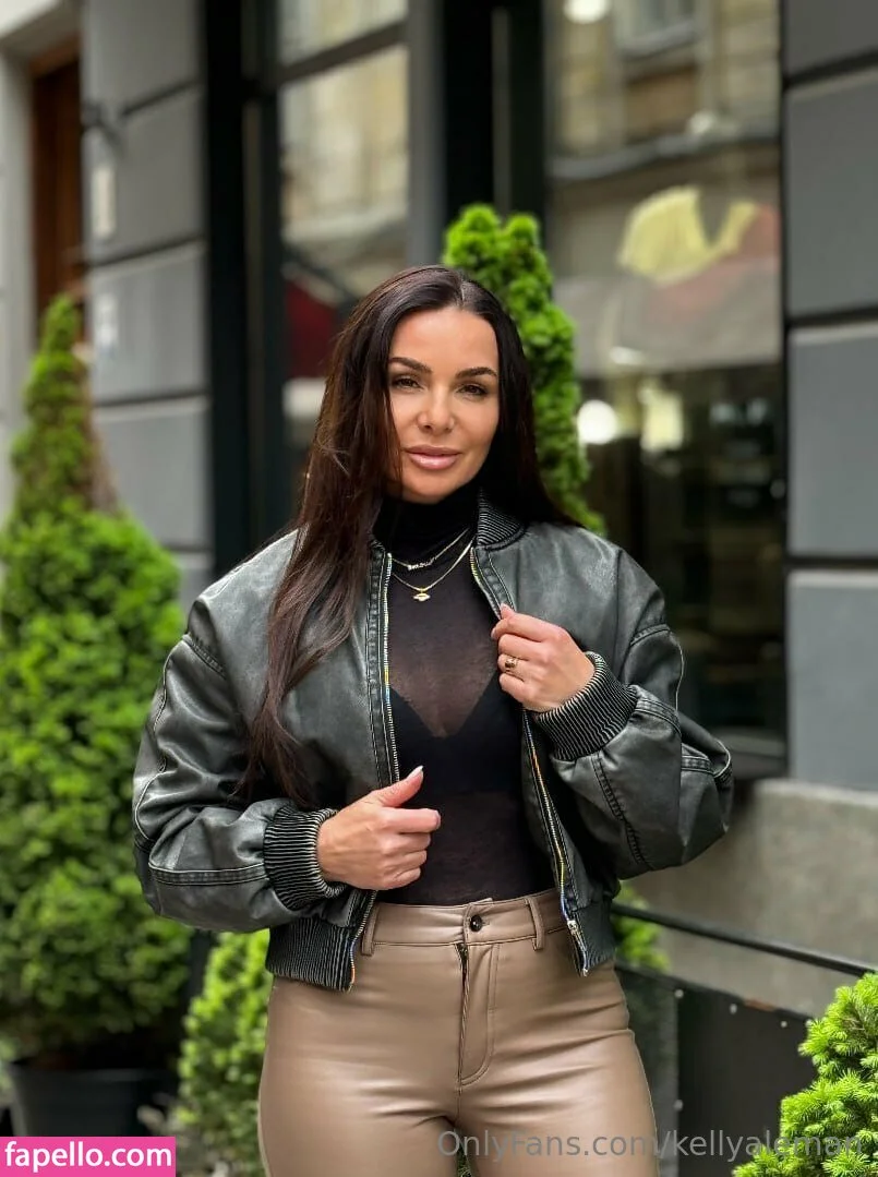 kellyaleman Onlyfans Photo Gallery 