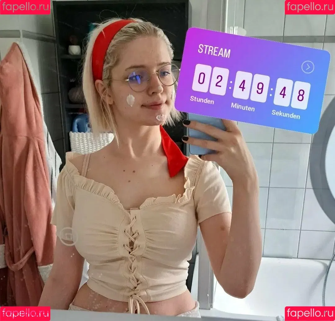 Smoettii Onlyfans Photo Gallery 