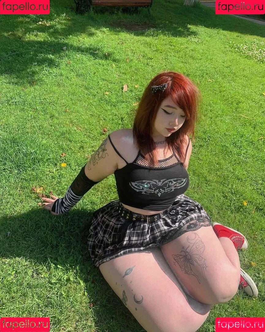 mathildawtf Onlyfans Photo Gallery 
