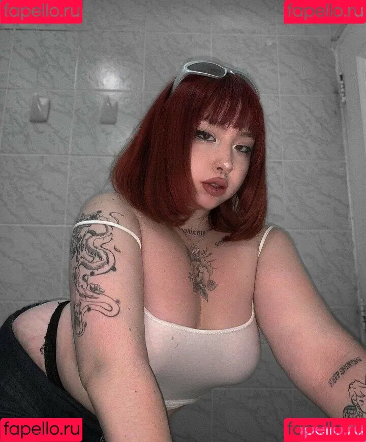 mathildawtf Onlyfans Photo Gallery 