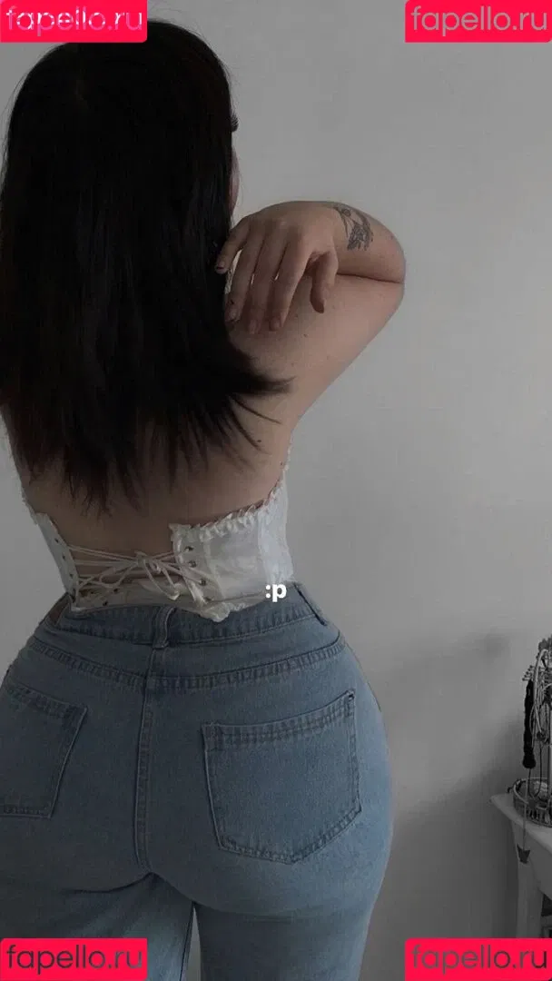 mathildawtf Onlyfans Photo Gallery 