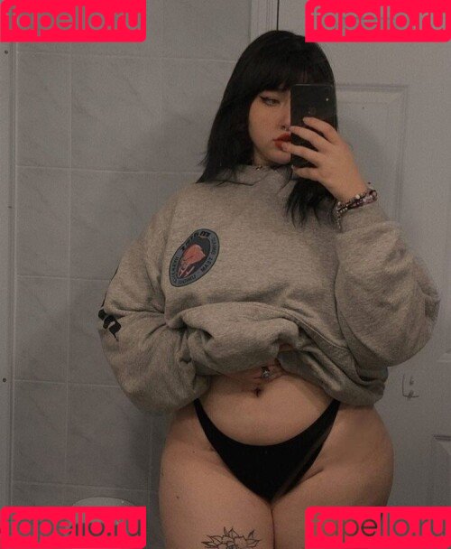 mathildawtf Onlyfans Photo Gallery 