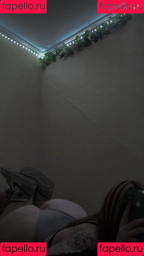 mathildawtf Onlyfans Photo Gallery 