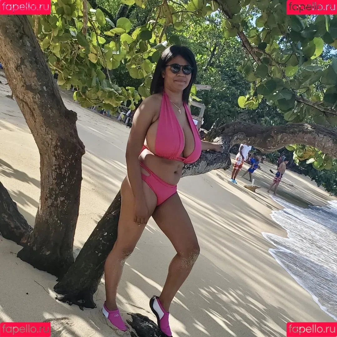 Gisselle F Onlyfans Photo Gallery 