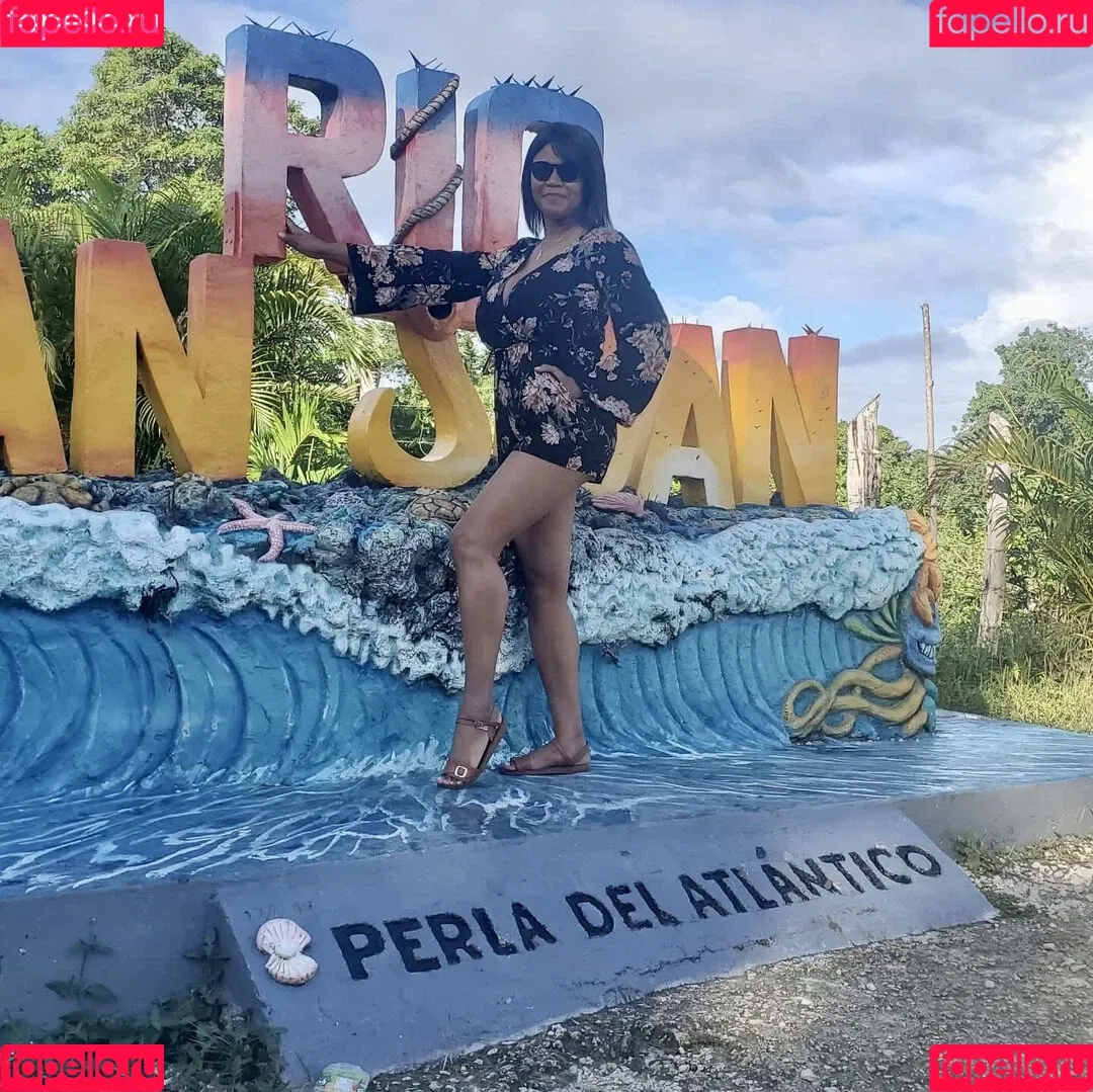 Gisselle F Onlyfans Photo Gallery 