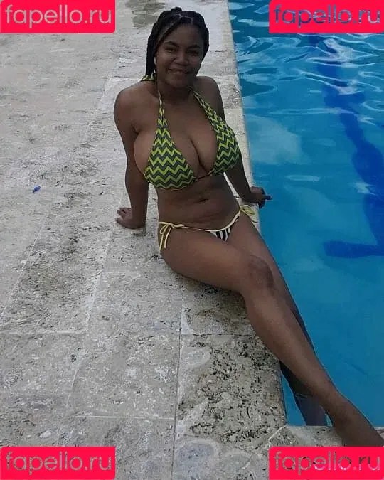 Gisselle F Onlyfans Photo Gallery 