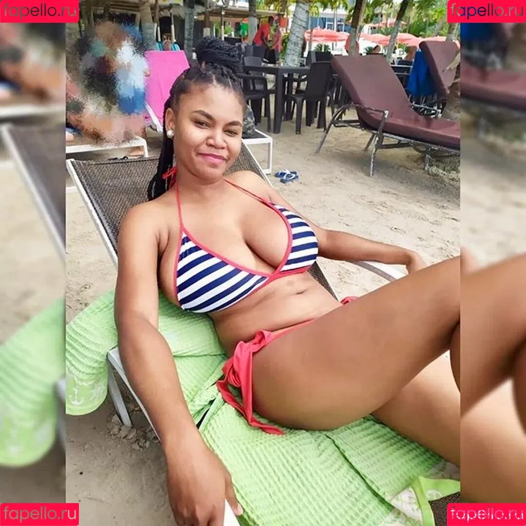 Gisselle F Onlyfans Photo Gallery 