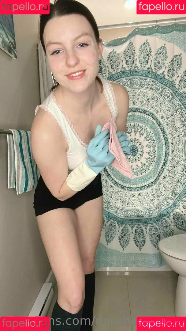 misshelenalue Onlyfans Photo Gallery 