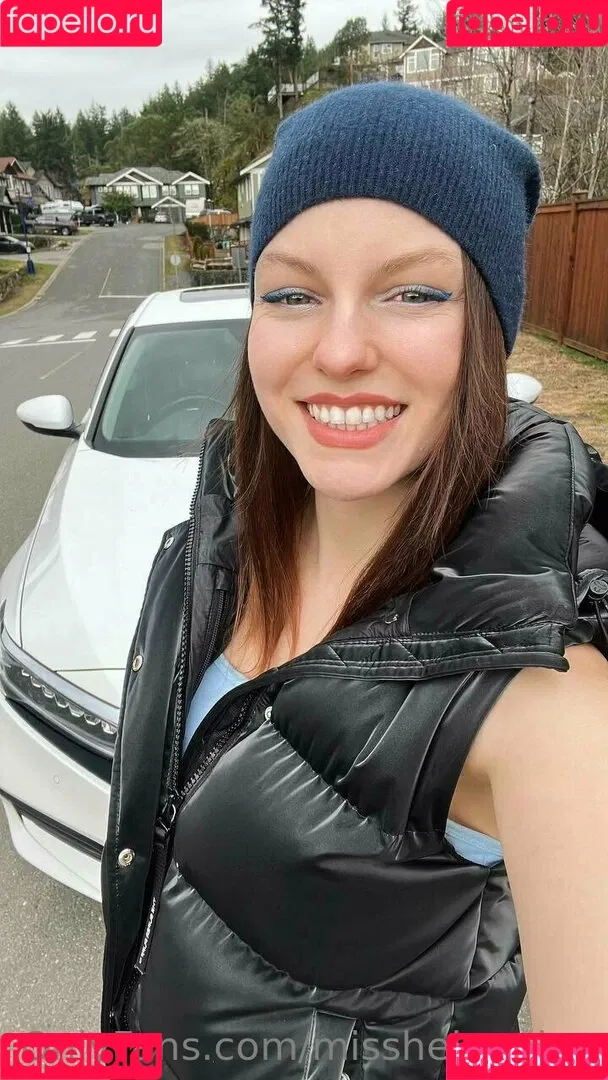 misshelenalue Onlyfans Photo Gallery 