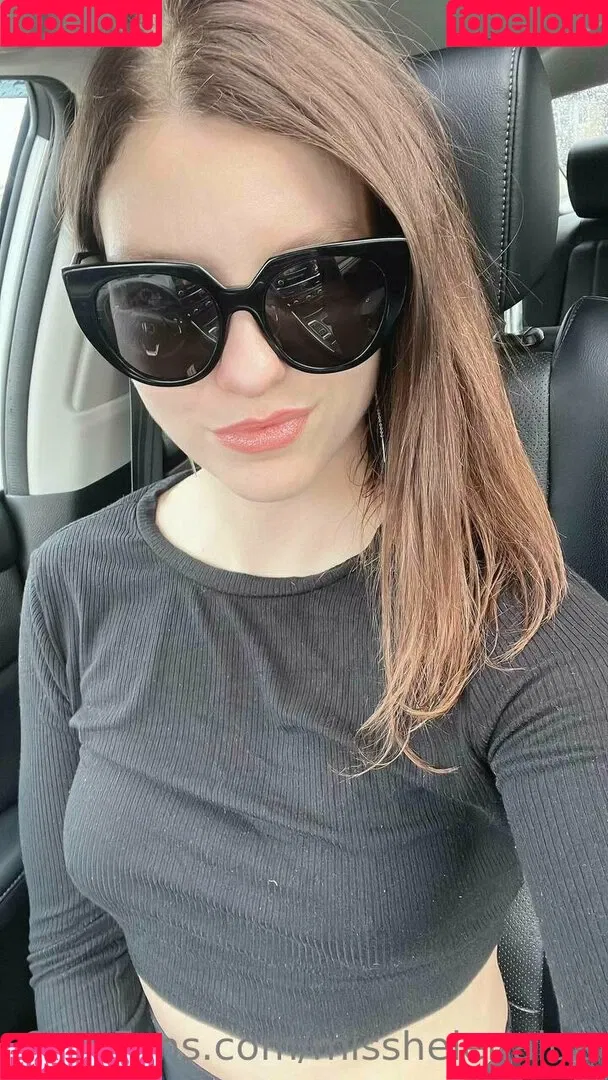 misshelenalue Onlyfans Photo Gallery 