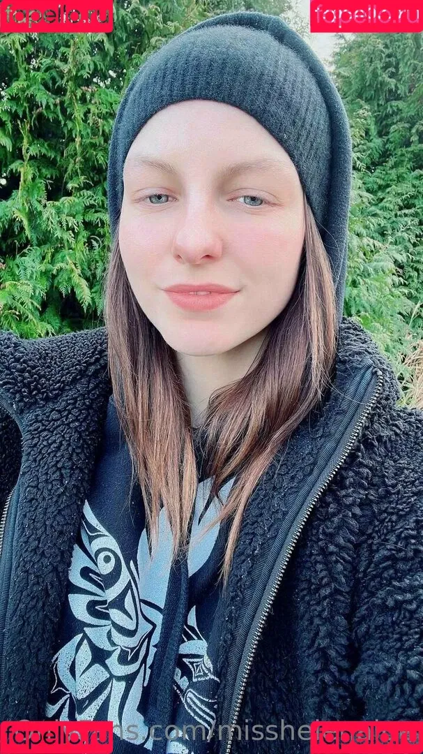 misshelenalue Onlyfans Photo Gallery 