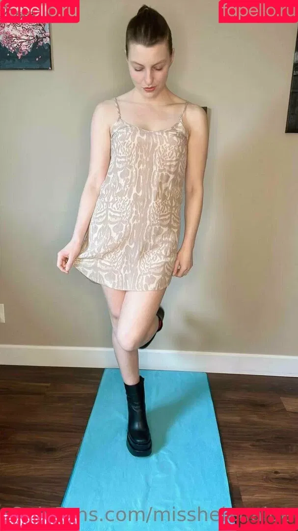 misshelenalue Onlyfans Photo Gallery 